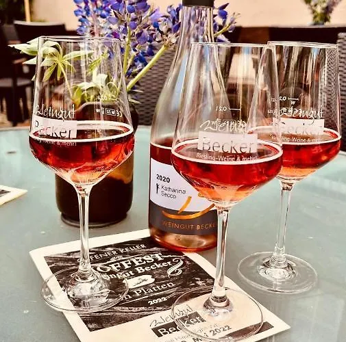 Weingut U. Gaestehaus Becker Platten